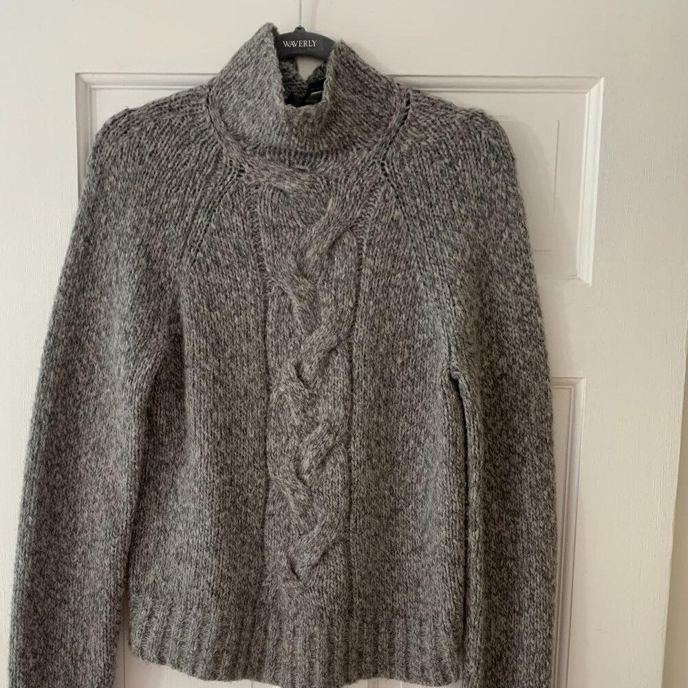 ANN TAYLOR Gray Cable Marled Knit, Funnel Neck sweater size M